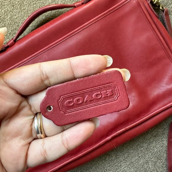 Coach Lexington Briefcase with Strap red Leather Vintage 90s Brass Turnlock - Picture 9 of 10